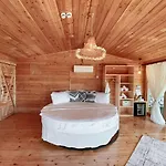 Hotel Heaven